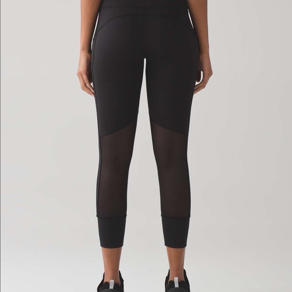 Lululemon Hit It 7/8 tight (25”) Black size 6 - Picture 4 of 10